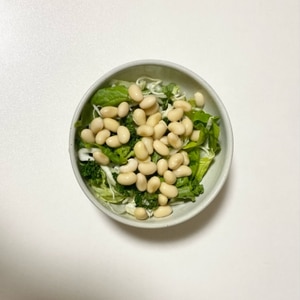 大葉＆お豆のレタスサラダ